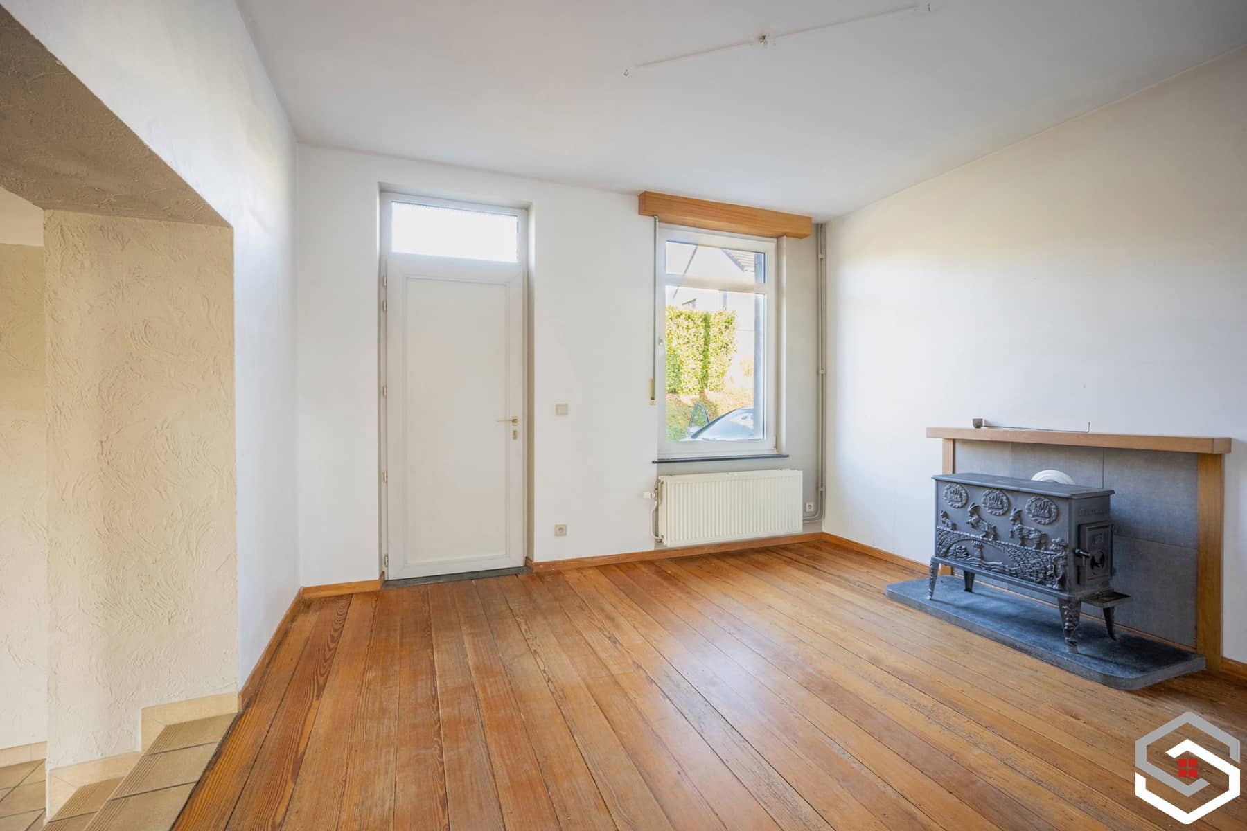 SUPERBE MAISON 4F - 6 CHAMBRES - JARDIN - 2 GARAGES - PEB D — photo 3