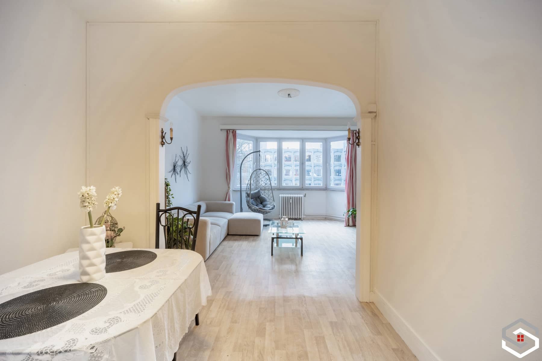 SUBLIME APPARTEMENT 1 CH - CENTRE-VILLE - BON ETAT - PEB C — photo 4
