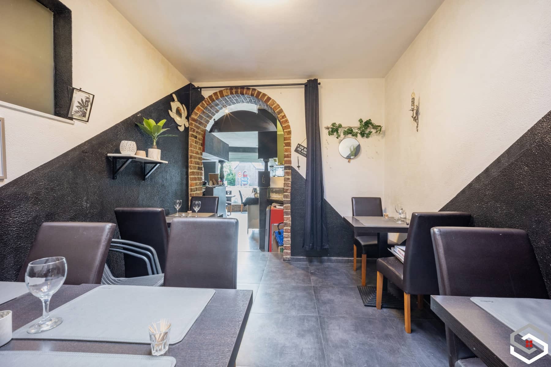 MAISON DE COMMERCE - POSS 2 APPARTS - FOND DE COM - PEB D — photo 4