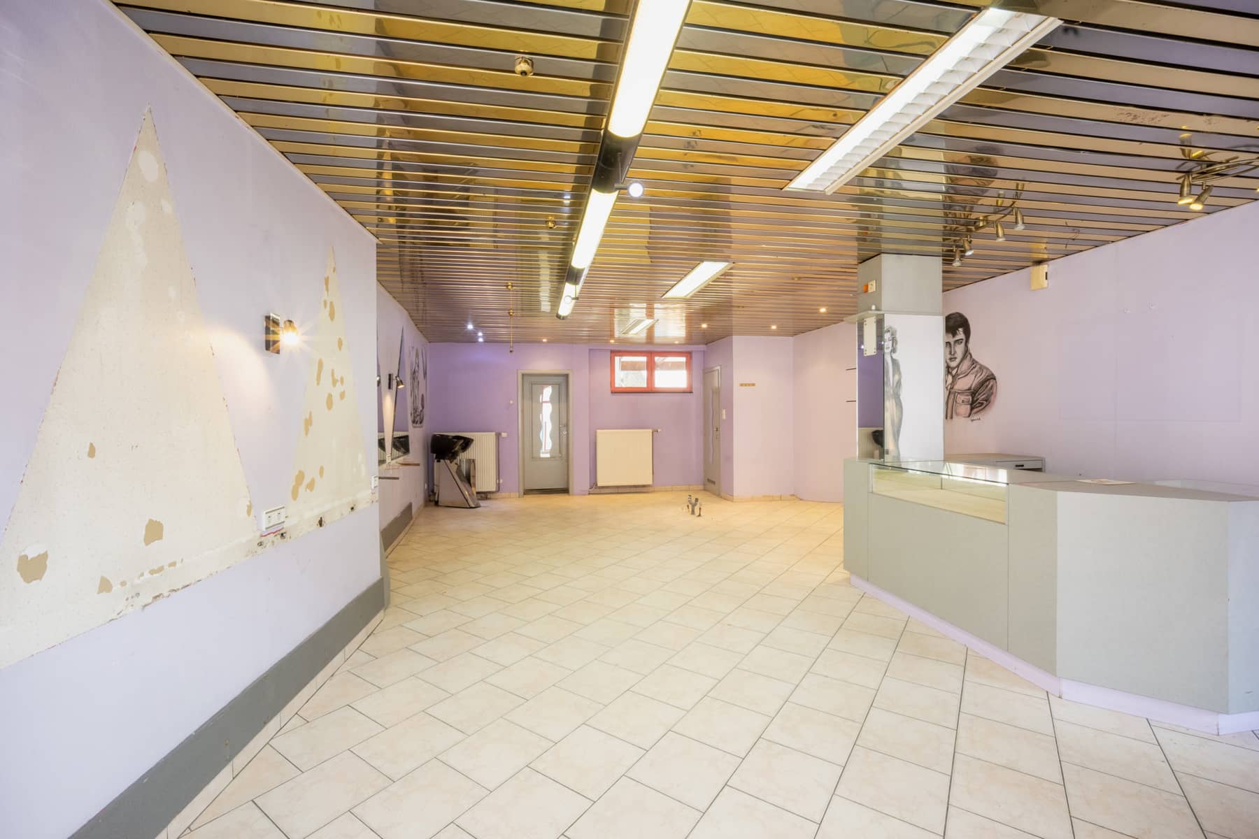 COMMERCE + STUDIO + DUPLEX - NEW CHASSIS - 2.900€/MOIS — photo 5