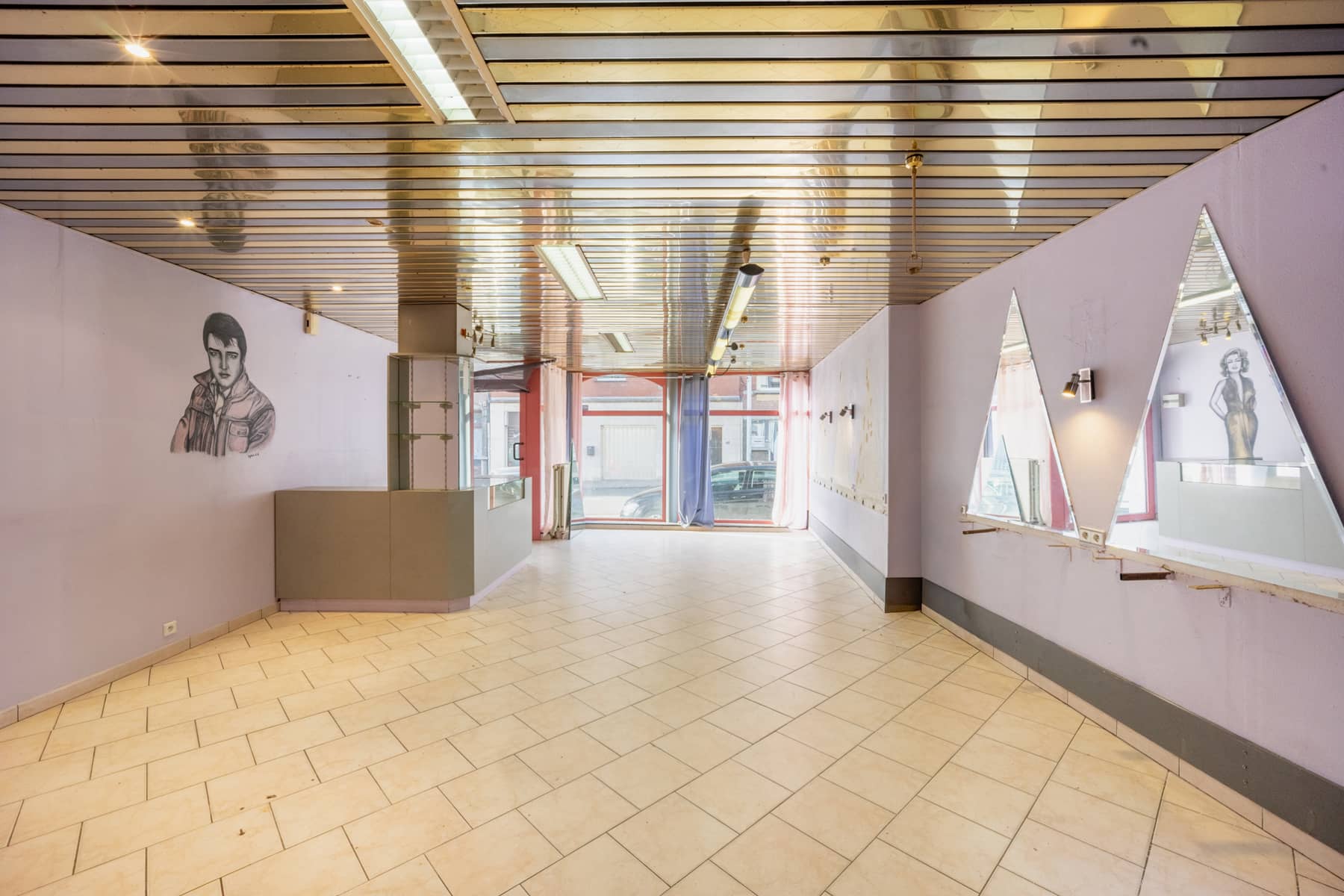 COMMERCE + STUDIO + DUPLEX - NEW CHASSIS - 2.900€/MOIS — photo 4