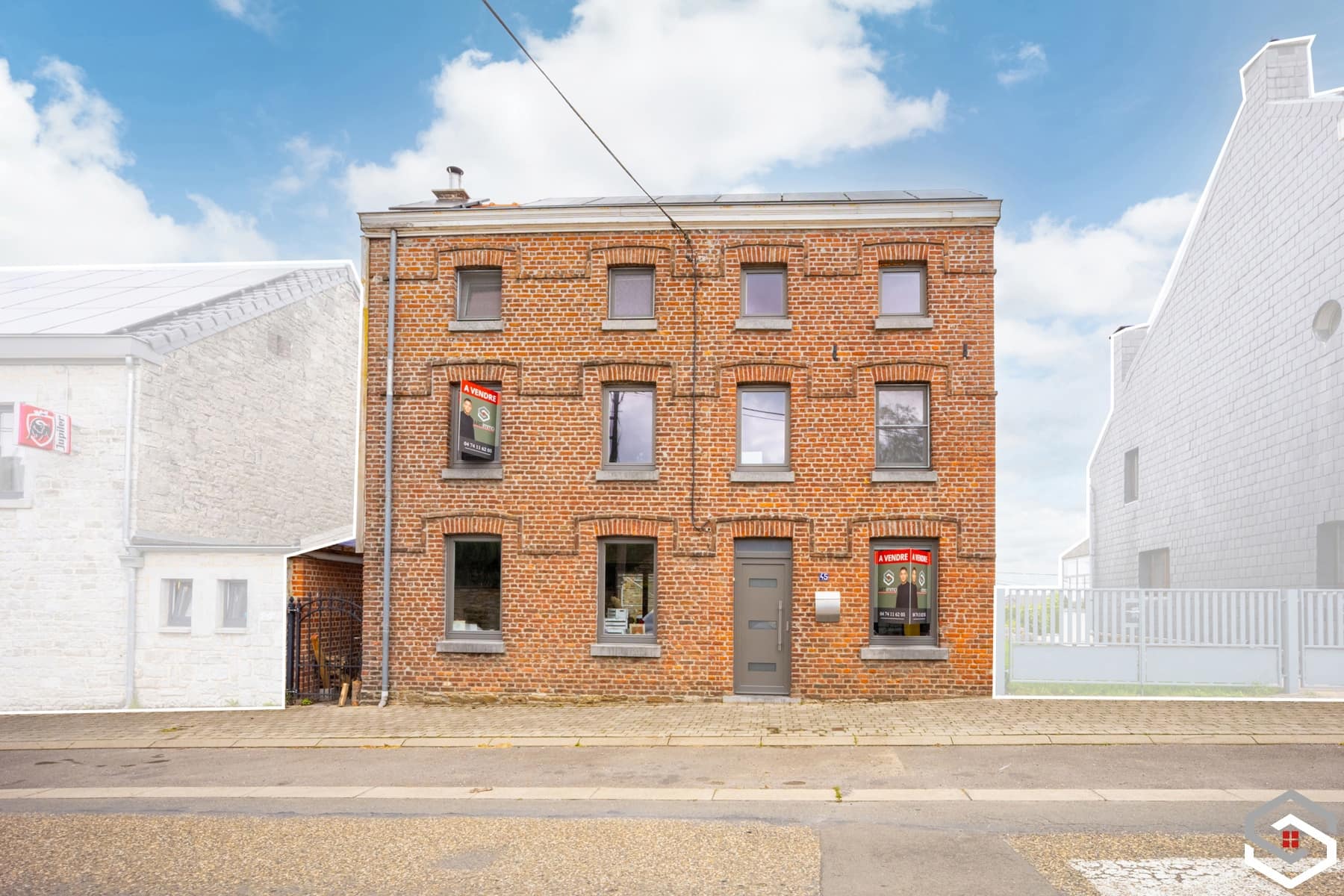 MAISON 4 FACADES - 4 CHAMBRES - PEB C - ELEC OK - TERRASSE